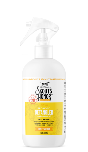 Skout's Honor Probiotic Detangling Spray Honeysuckle 8oz
